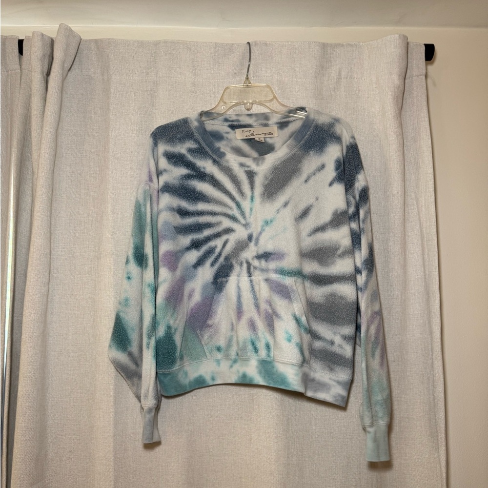 Vintage Havana Blue and White Tie Dye Sweatshirt